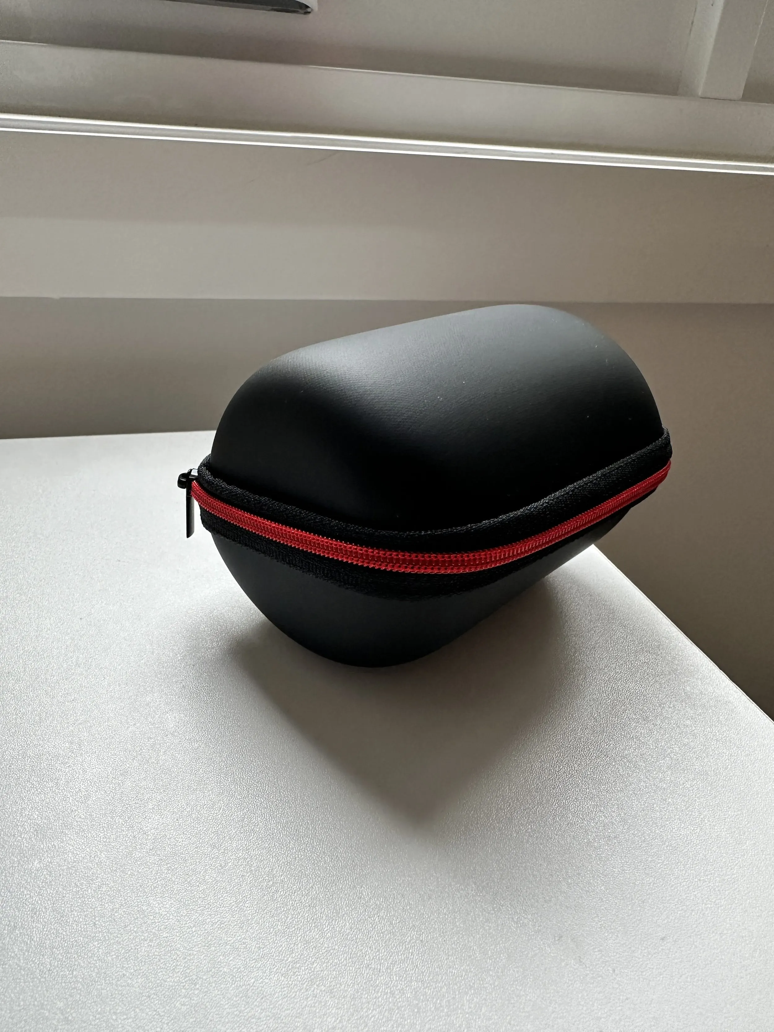 Lens case