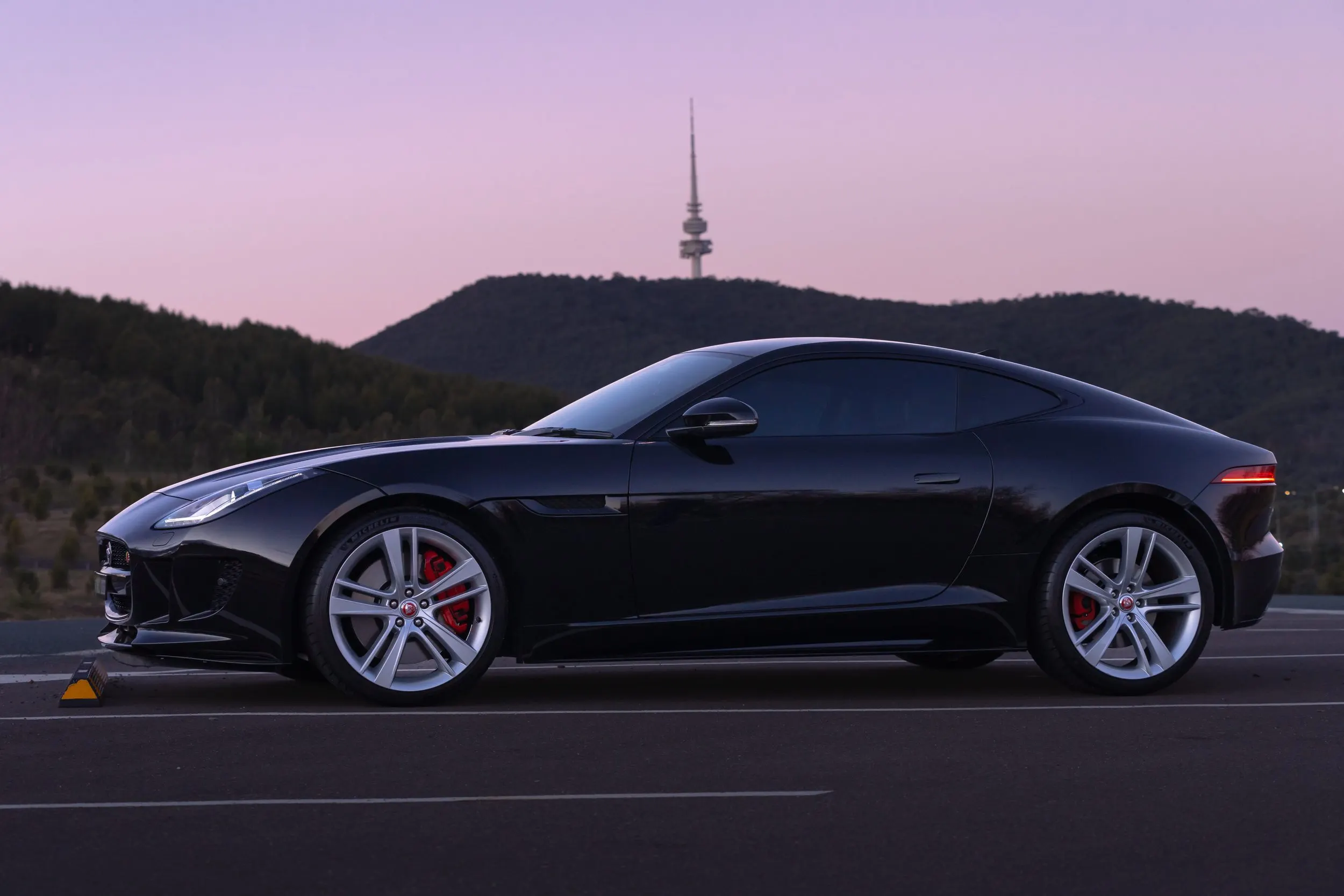 black jaguar f type
